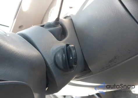 2000 Ford Expedition Xlt from USA, damaged, VIN 1FMPU16L6YLC24941